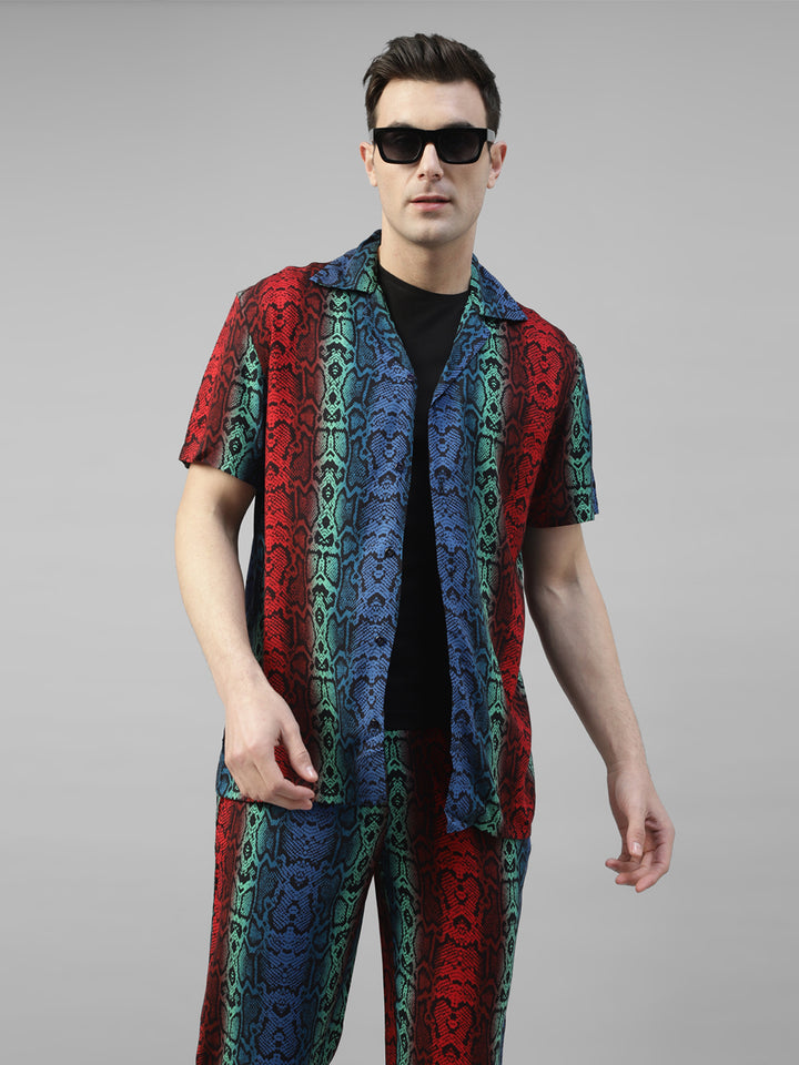Men Black & Green Snake Printed Viscose Rayon Relaxed Fit  Co-ords Set
