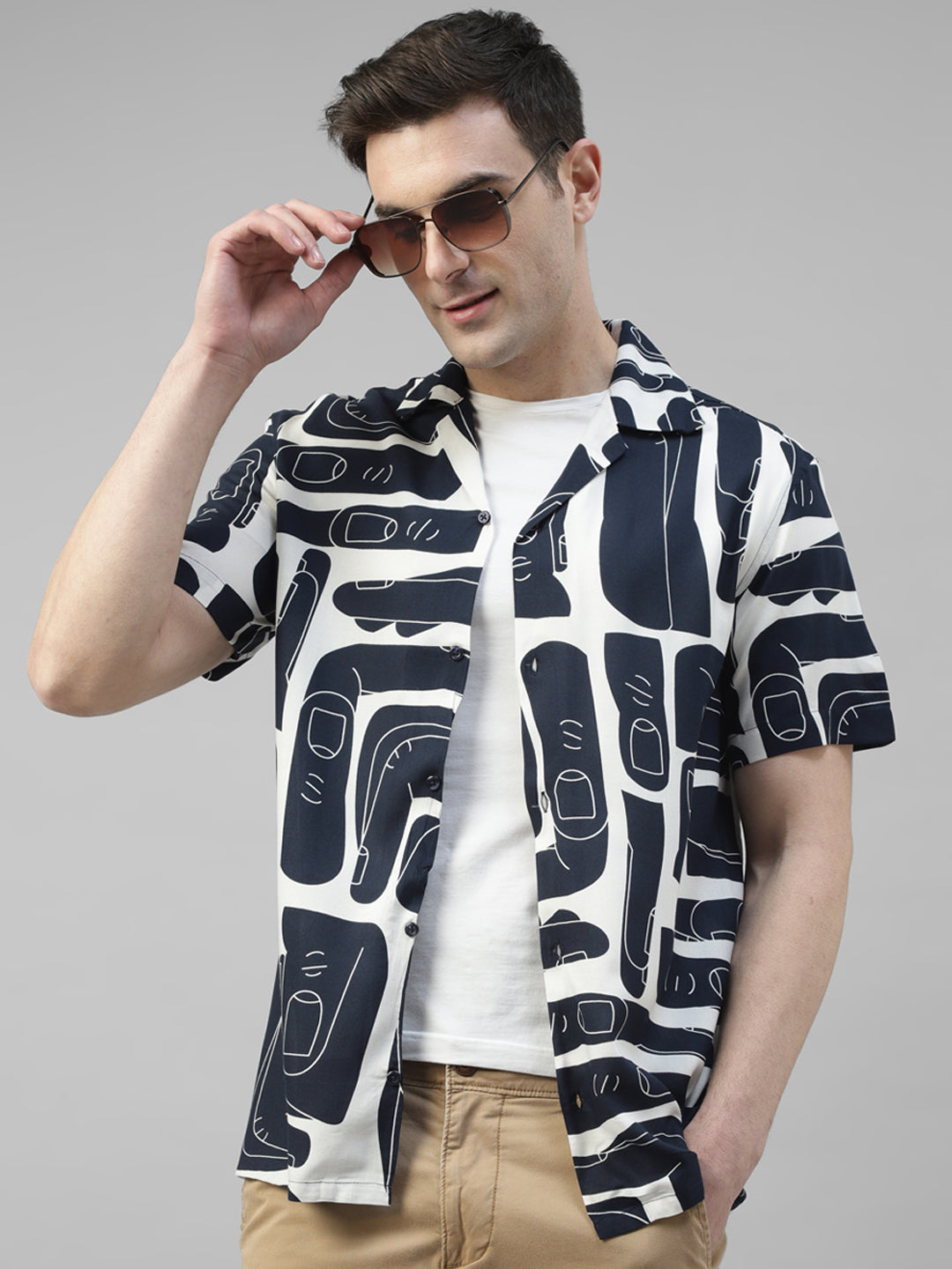 Men Navy Blue & White Abstract Printed Fluid Viscose Relaxed Fit Casual Resort Shirt