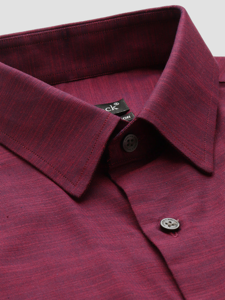 Men Maroon Self Design Chambray Pure Cotton Slim Fit Formal Shirt