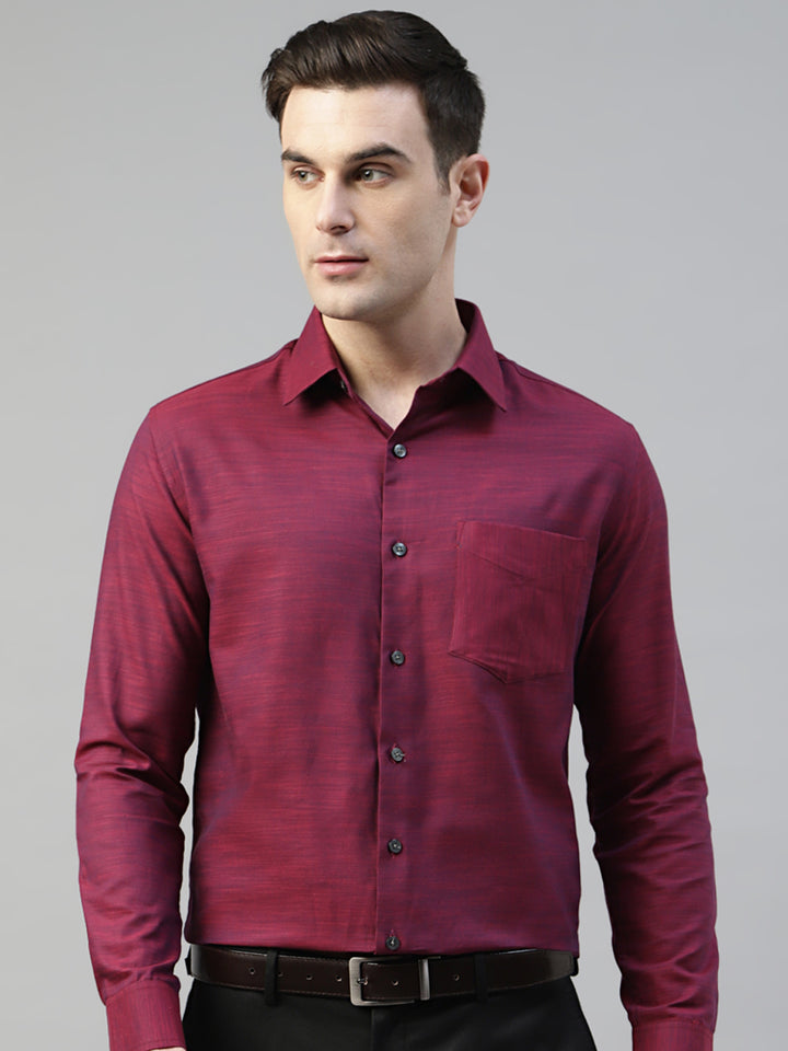 Men Maroon Self Design Chambray Pure Cotton Slim Fit Formal Shirt