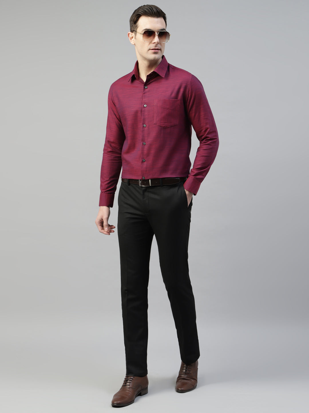 Men Maroon Self Design Chambray Pure Cotton Slim Fit Formal Shirt