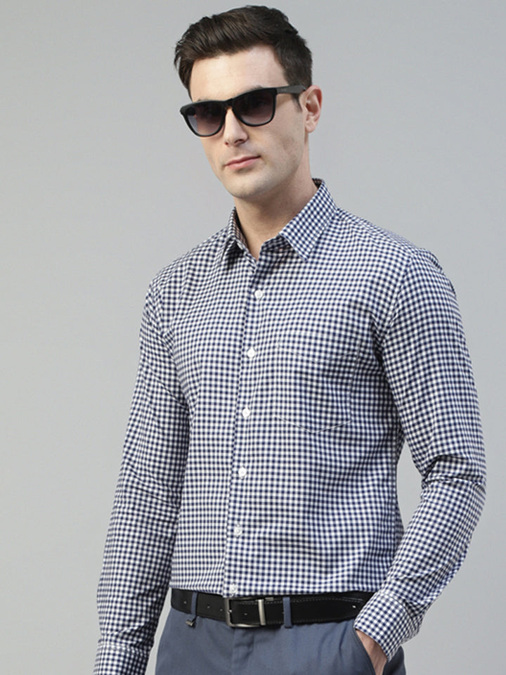 Men White & Navy Wrinkle Resistant Gingham Checked Pure Cotton Slim Fit Formal Shirt