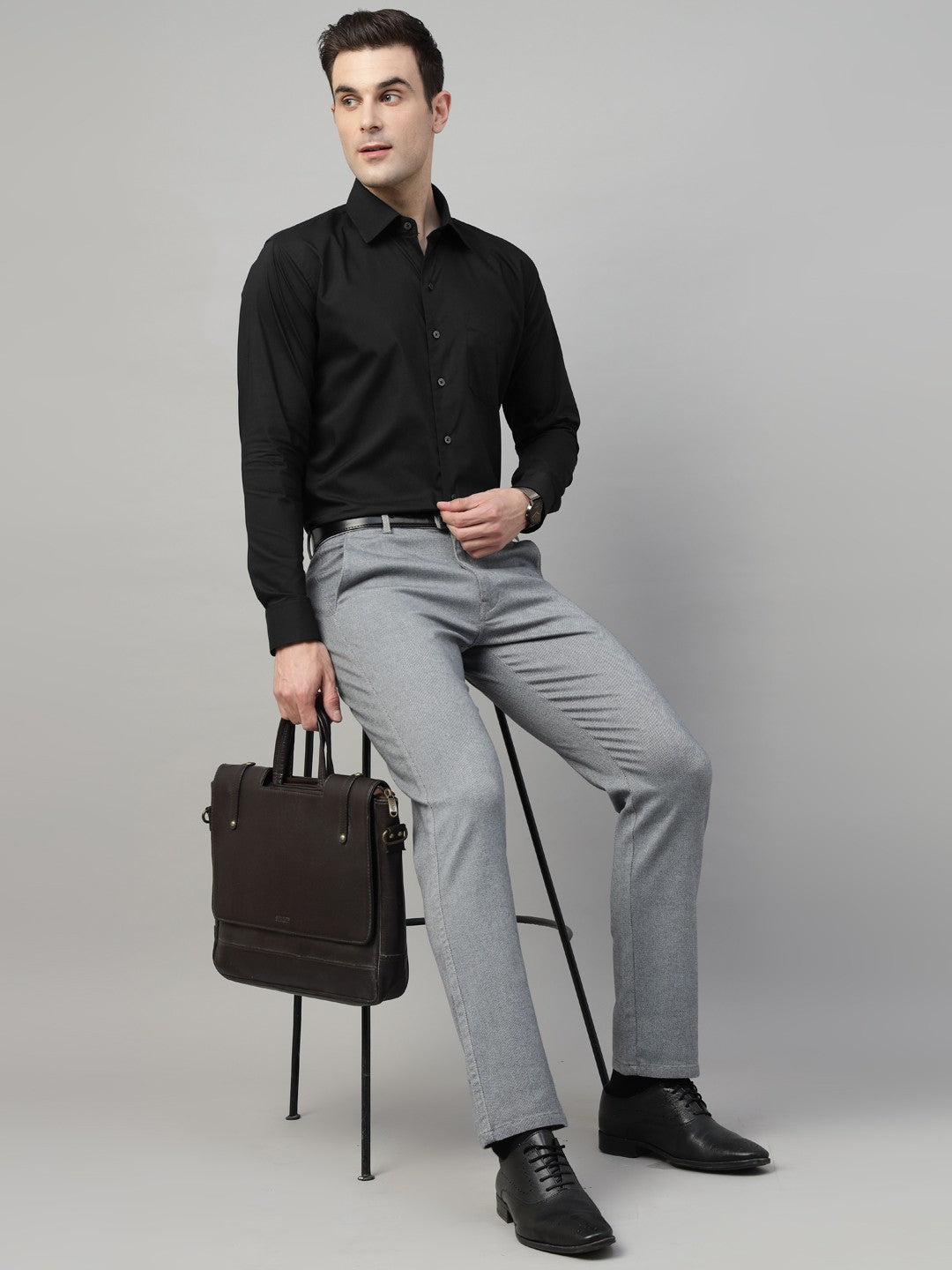 Men Black Red Solid Stretchable Slim Fit Formal Shirt