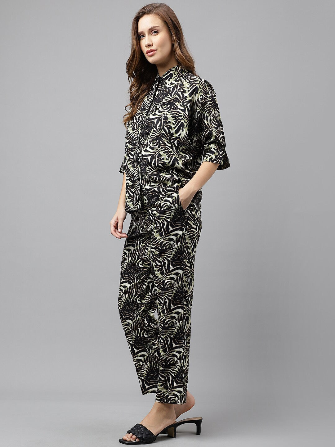 Hancock Women Viscose Rayon Tiger Printed Regular Spread Collar Shirt & Elasticated Pant Co-ords Set