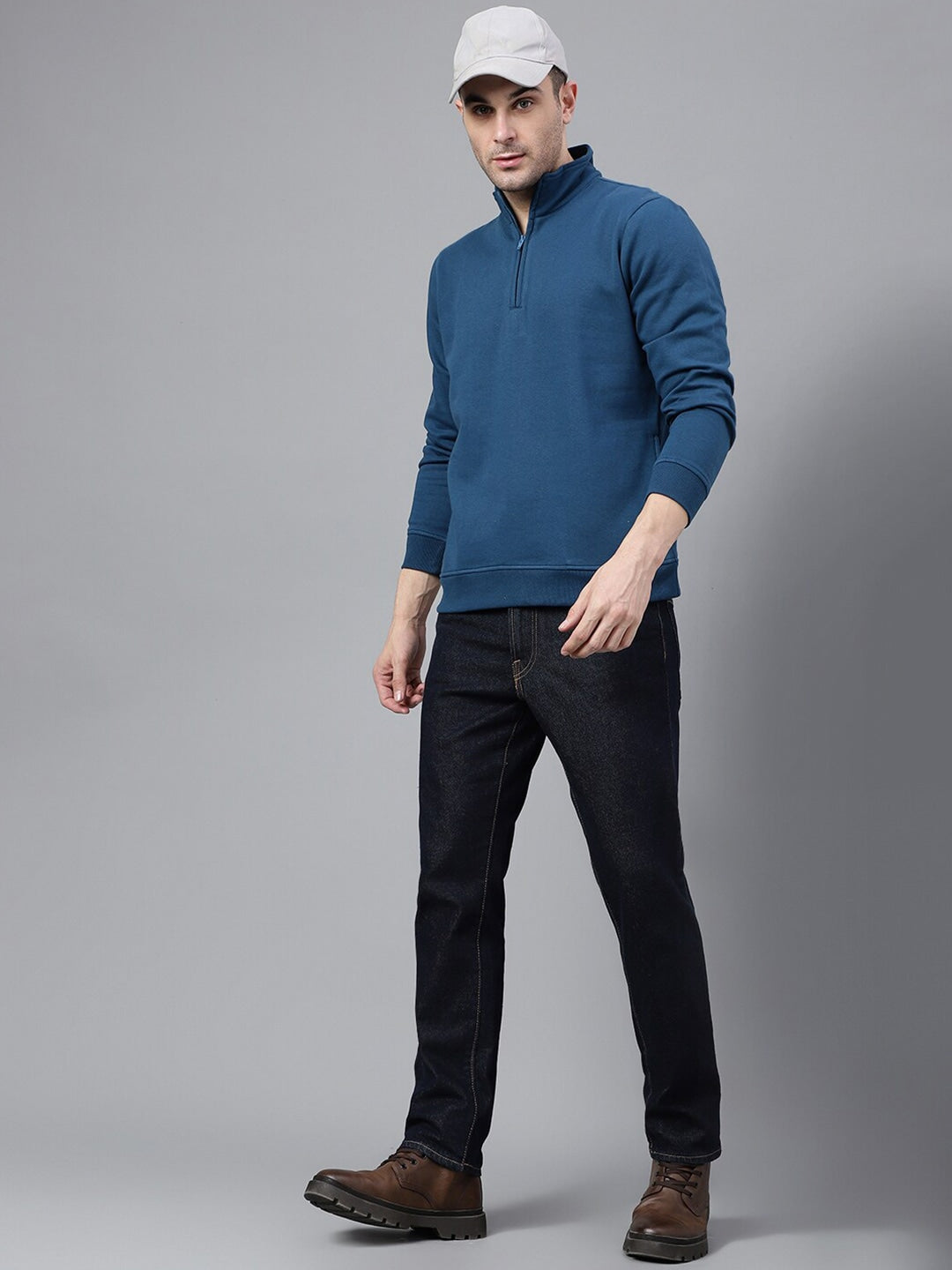 Men Turquoise Blue Solid Half Zipper Long Sleeves Fleece Sweatshirt