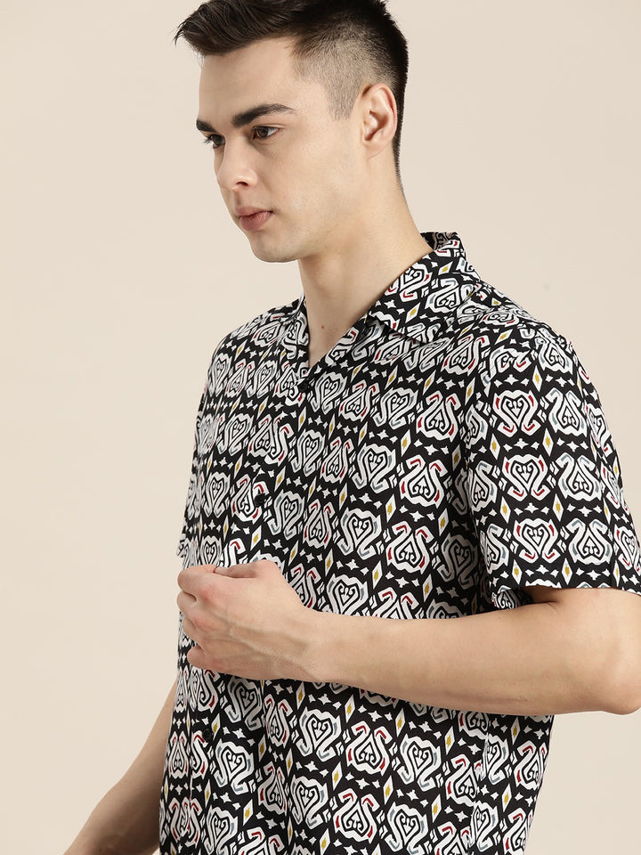 Men Black Printed Viscose Rayon Regular Fit Casual Shirt