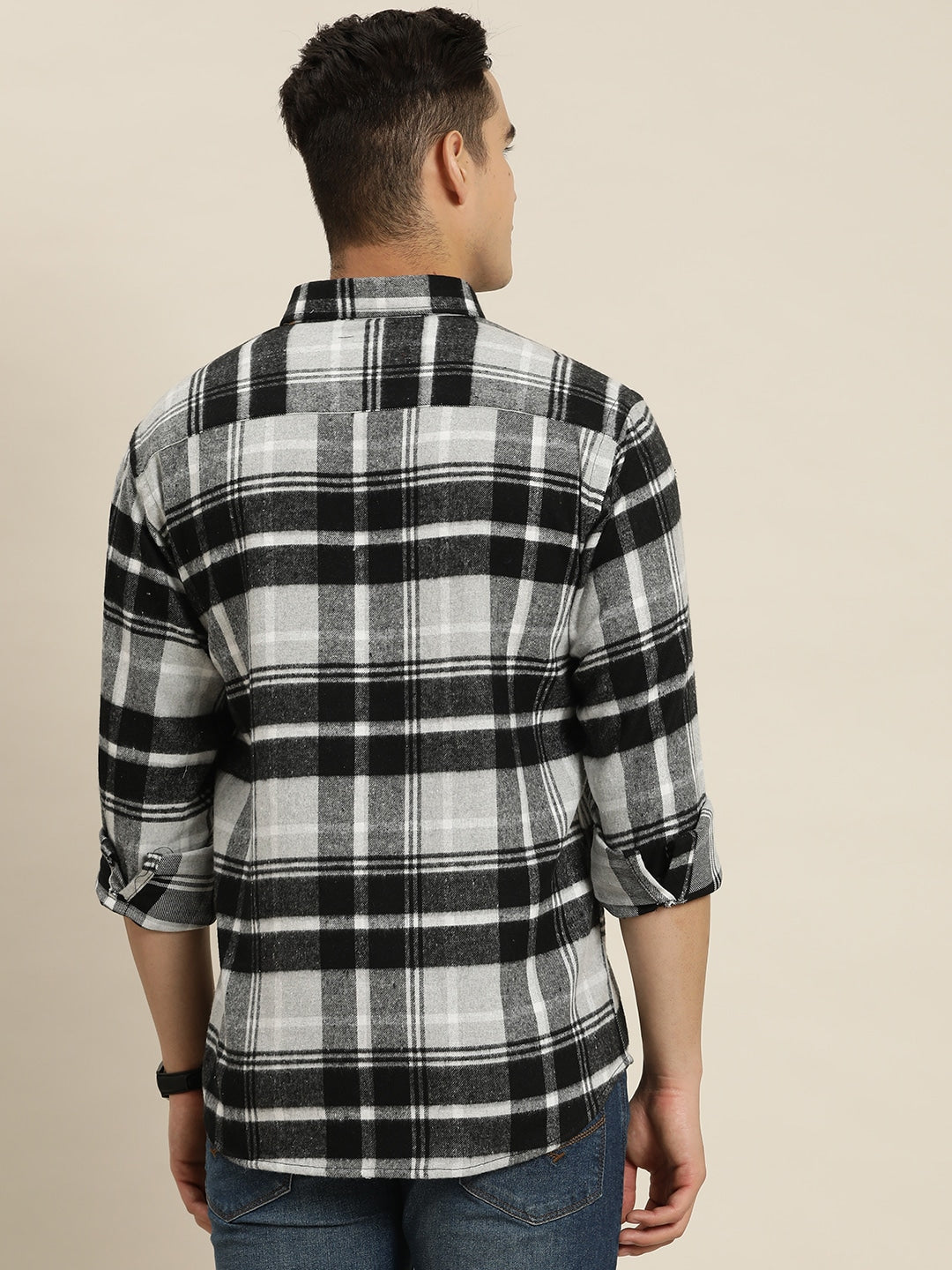 Men Black & White Checks Pure Cotton Slim fit Casual Shirt