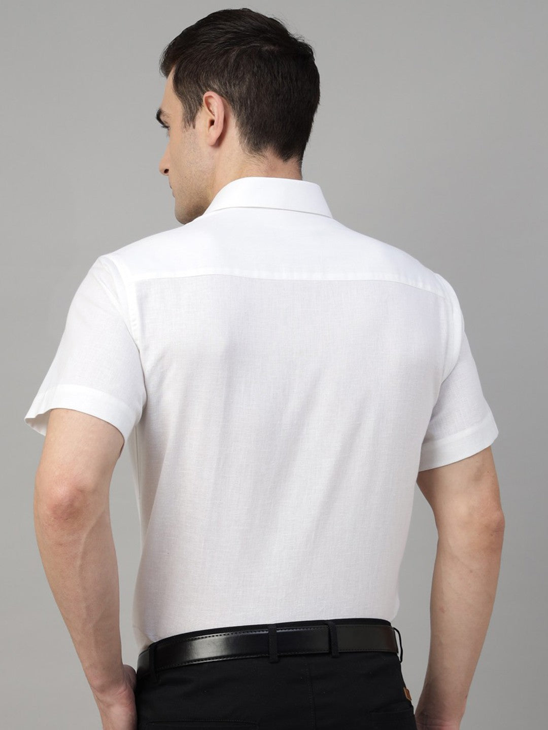  white solid linen short sleeves shirt 