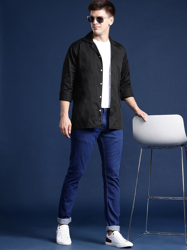 Men Black Solid Pure Cotton Relaxed Fit Casual Shirt