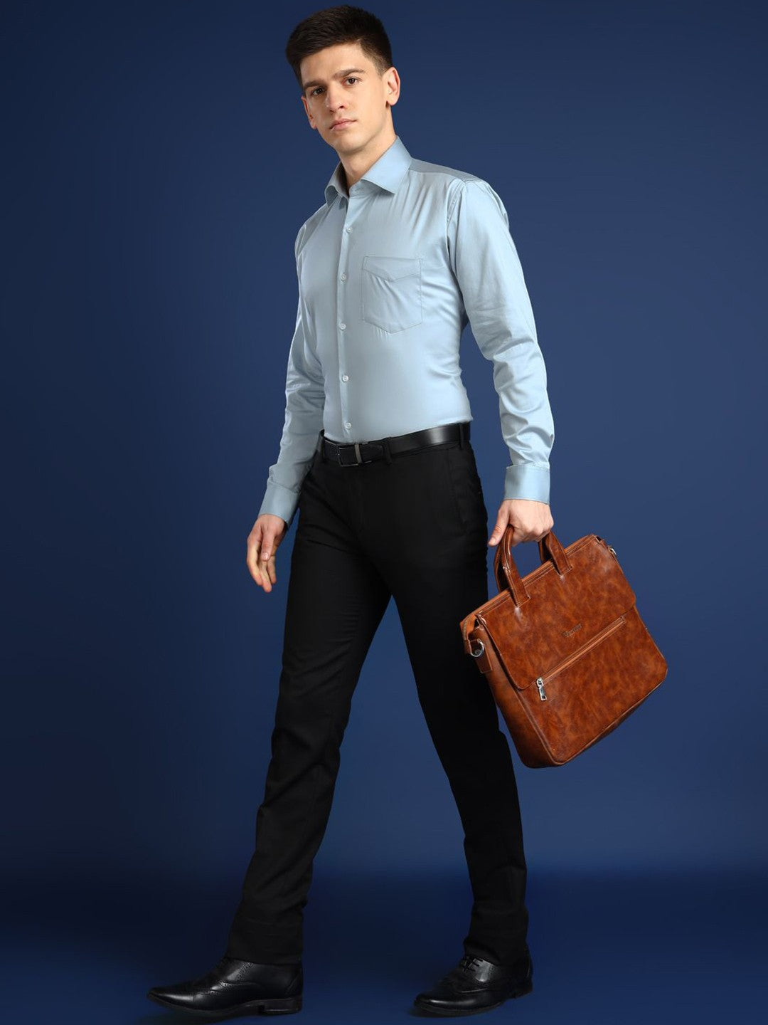 Hancock Men Turquoise Solid Cotton Elastene Slim Fit Party Shirt