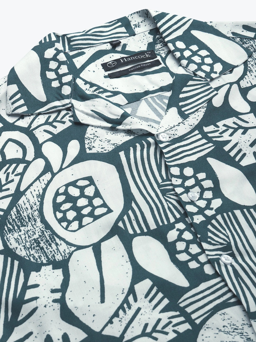 Men Green & White Printed Viscose Rayon Relaxed Fit Casual Resort Shirt