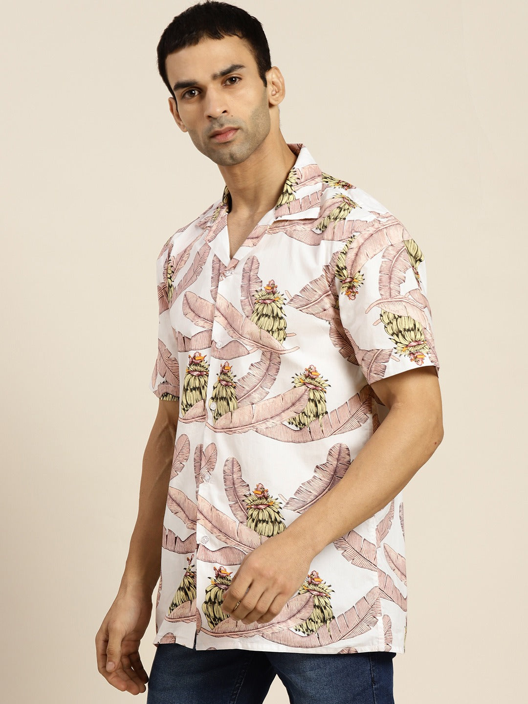 Men White & Coral Prints Viscose Rayon Relaxed Fit Casual Resort Shirt