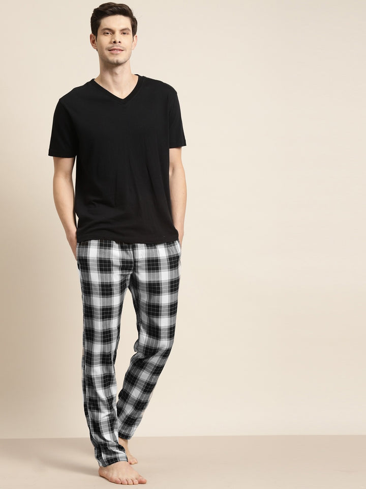 Men White-Black Checks Pure Cotton Relaxed Fit Casual Lounge Pant