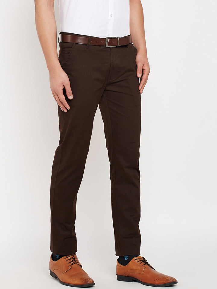 Men Brown Self Design Solid Stretchable Mid Rise Slim Fit Chinos Trouser