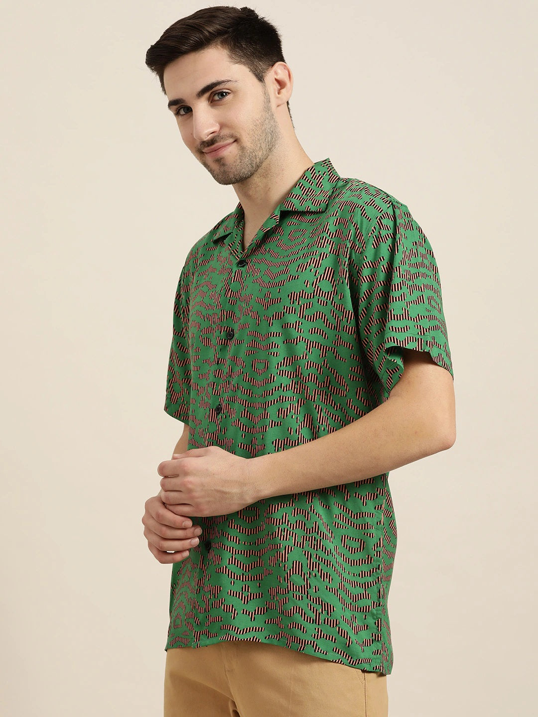 Men Green Prints Viscose Rayon Relaxed Fit Casual Resort Shirt