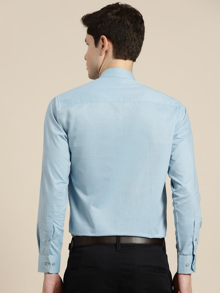 Men Turquoise Blue Solid Chambray Button Down Collar Slim Fit Formal Shirt