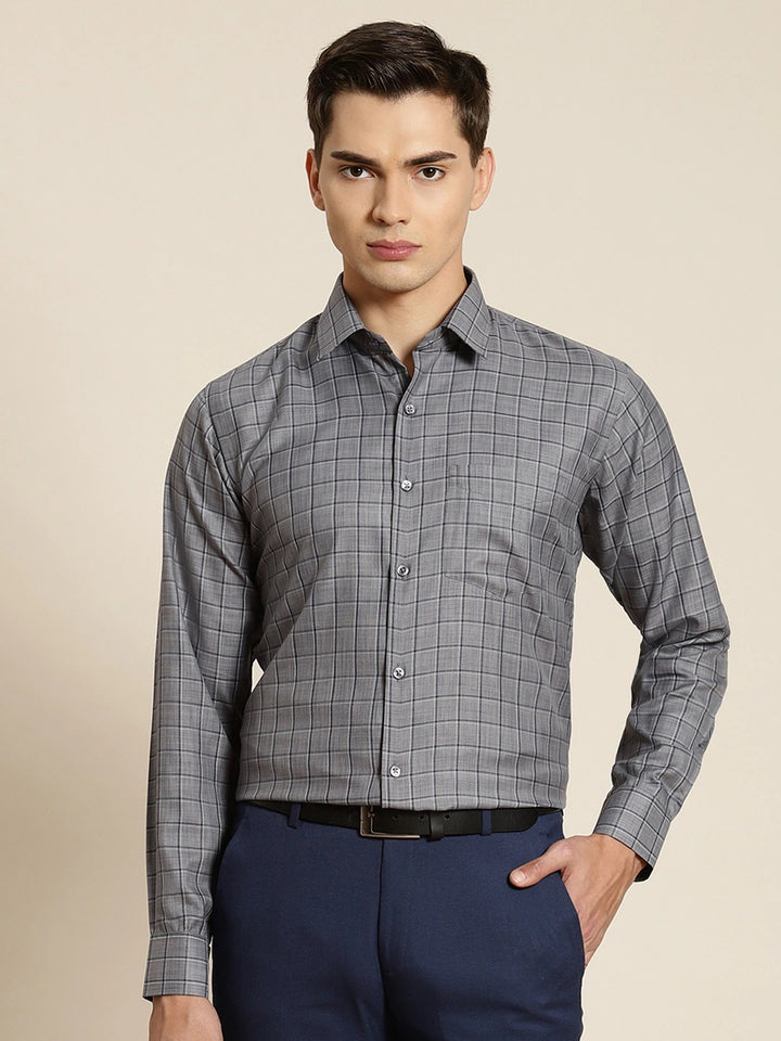 Men Grey Checks Cotton Rich Slim Fit Formal Shirt