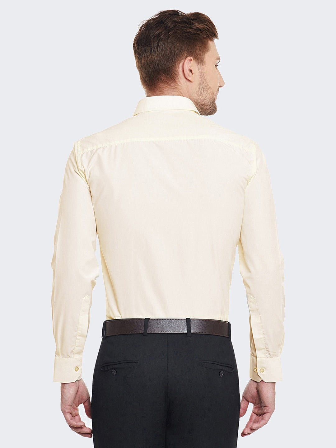 Men Peach Solids Cotton Rich Slim Fit Formal Shirt