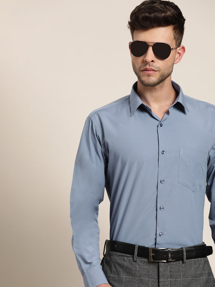 Men Blue & Grey Solids Slim Fit Formal Shirt