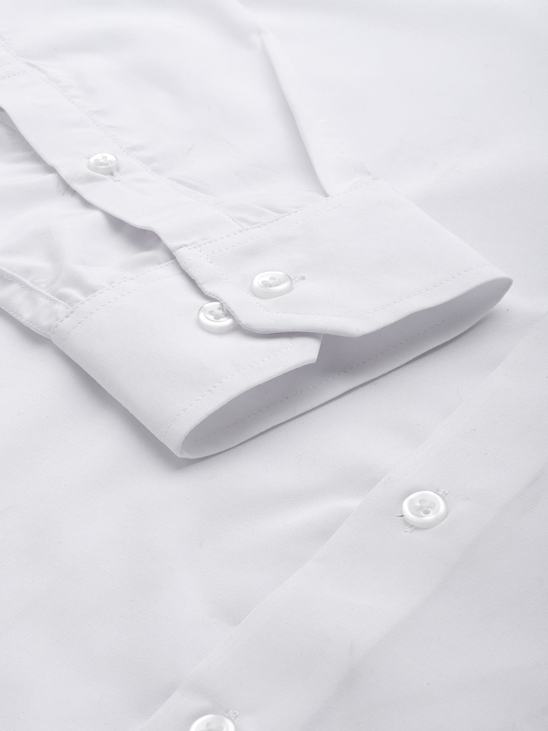 Men White Solids Slim Fit Formal Shirt