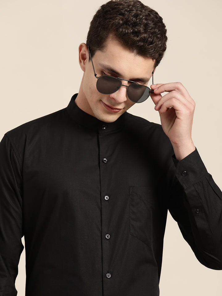 Men Black Solid Pure Cotton Slim Fit Formal Shirt