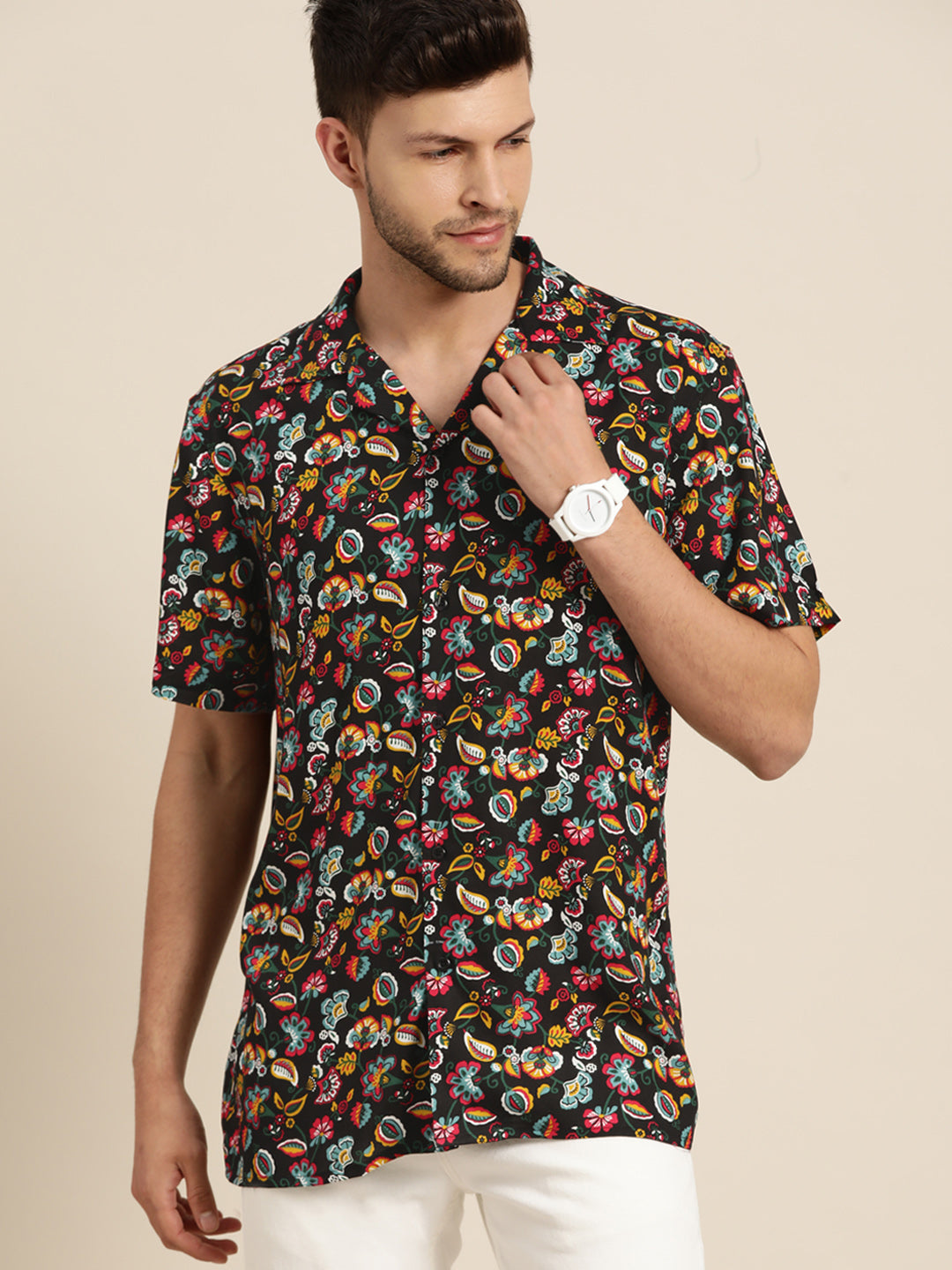Men Black & Multi Printed Viscose Rayon Relaxed Fit Casual Resort shirt