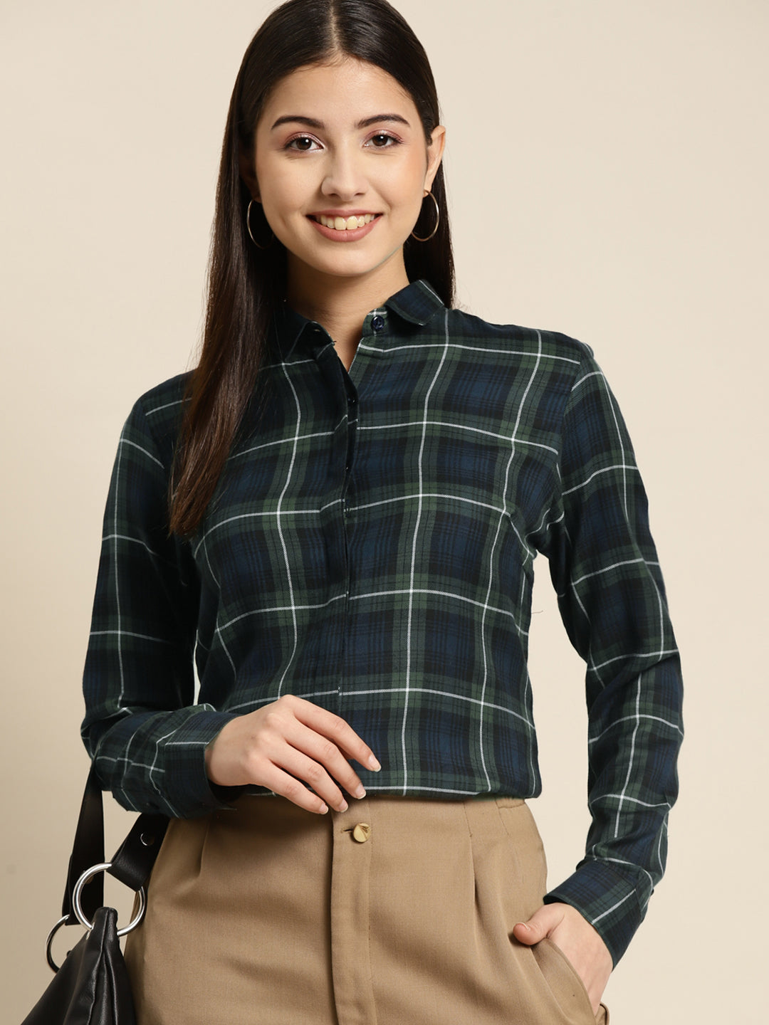 Women Navy & Green Checked Pure Cotton Regular Fit Formal Shirt
