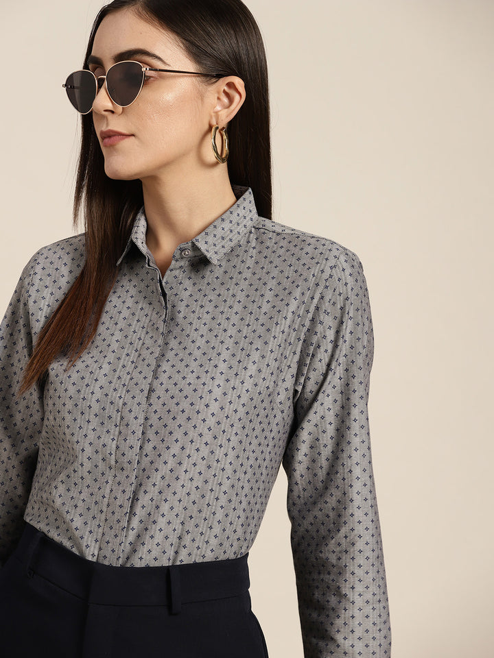 Women Grey Prints Pure Cotton Slim Fit Formal Shirt