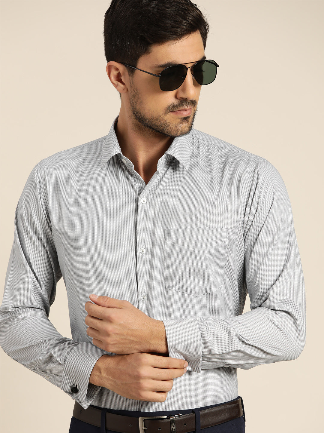 Men Grey & White Solids Cotton Rich Slim Fit Formal Shirt