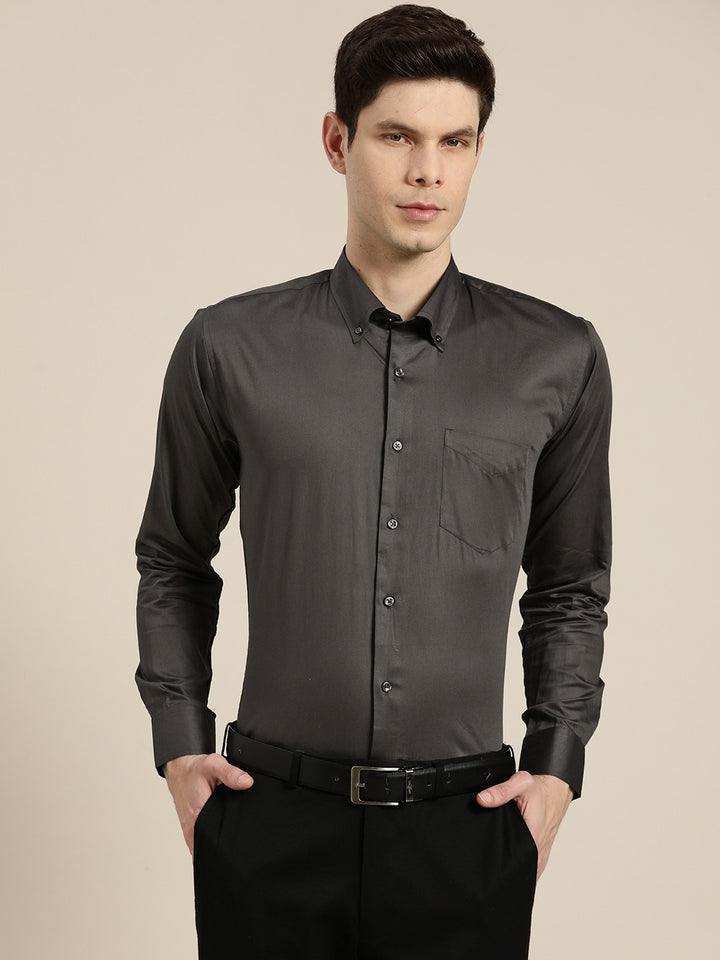 Men Dark Grey Solid Satin Pure Cotton Slim Fit Formal Shirt