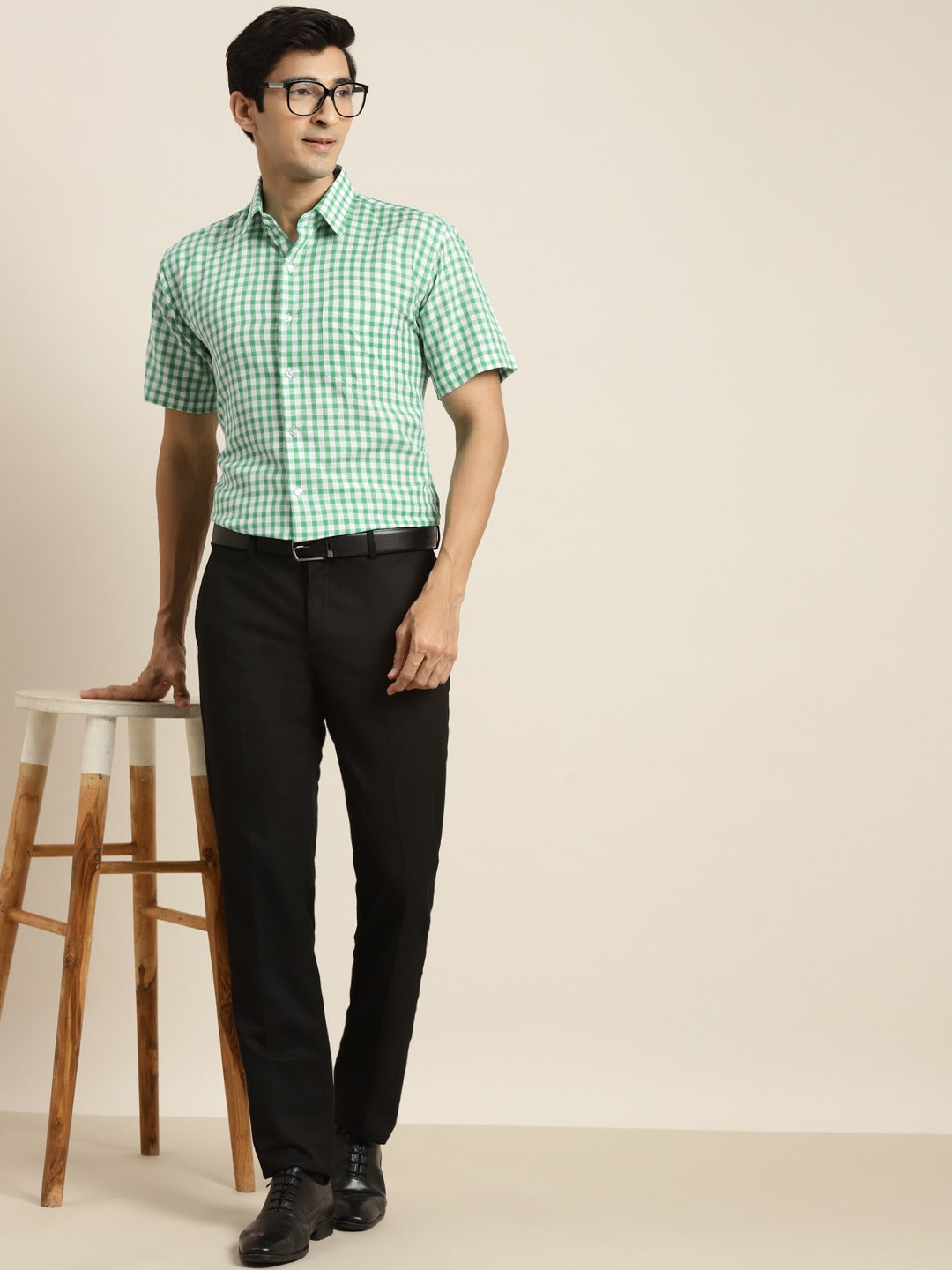 Men Green & White Checked Pure Cotton Short Sleeve Slim Fit Formal Shirt