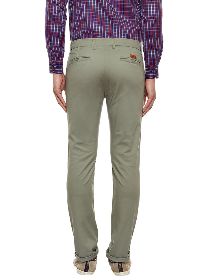 Men Green Solid Slim Fit Casual Stretchable Chinos Trouser