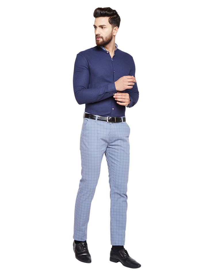 Men Blue & Grey Self Design Checks Stretchable Mid Rise Slim Fit Chinos Trouser