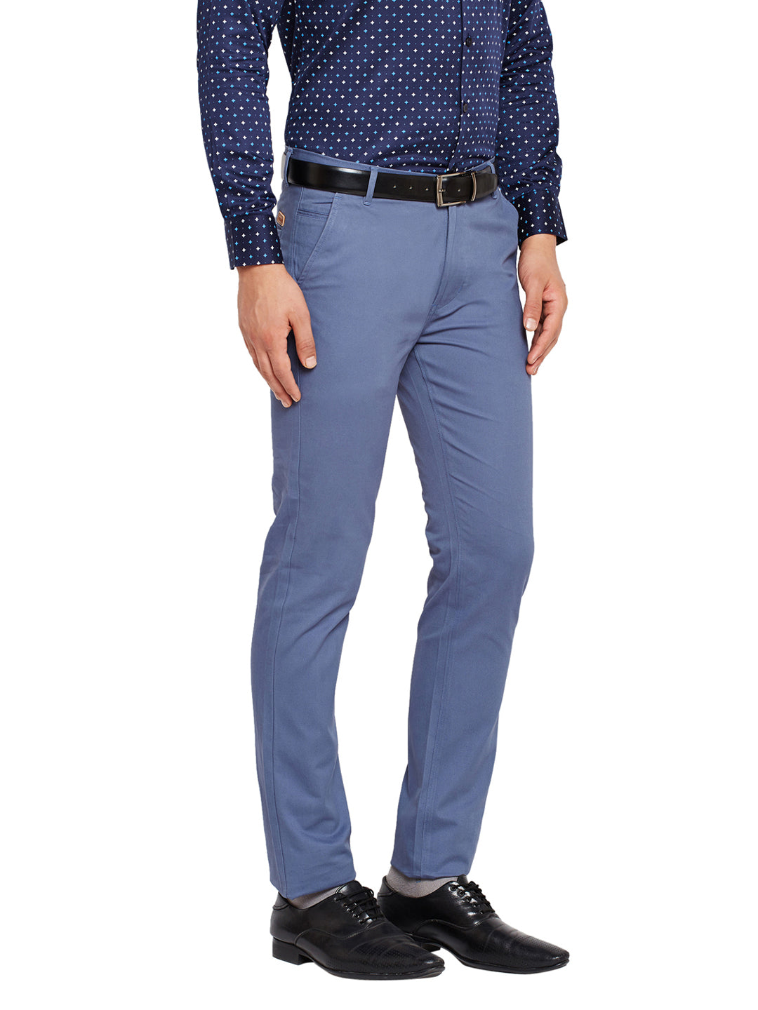 Men Blue Self Design Solid Stretchable Mid Rise Slim Fit Chinos Trouser