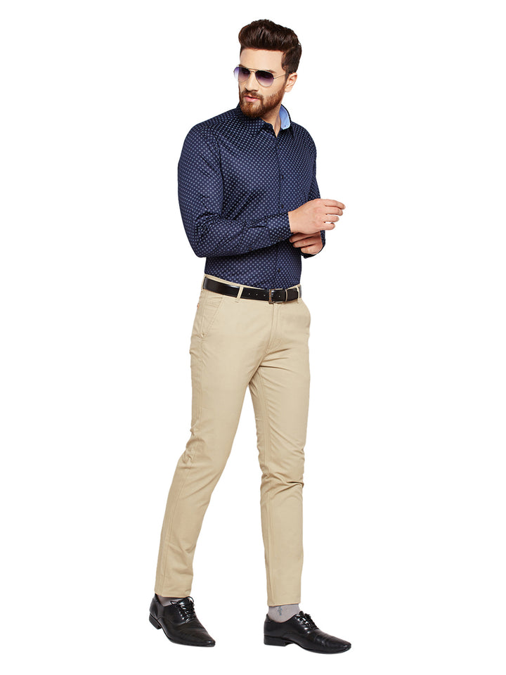 Men Beige Self Design Solid Stretchable Mid Rise Slim Fit Chinos Trouser