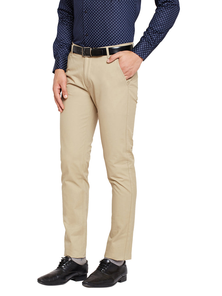 Men Beige Self Design Solid Stretchable Mid Rise Slim Fit Chinos Trouser