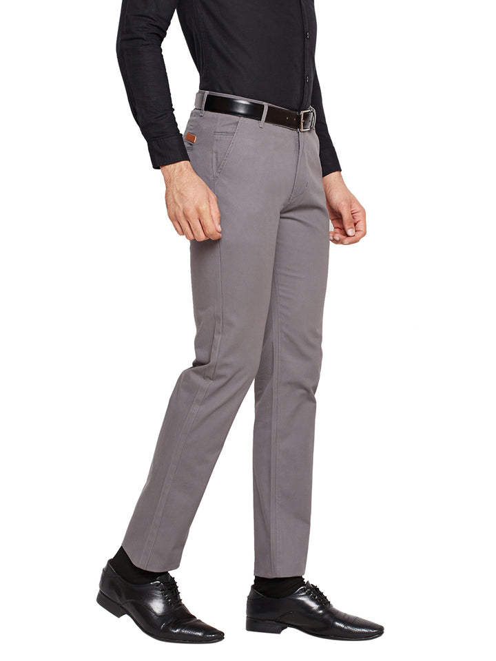 Men Grey Self Design Solid Stretchable Mid Rise Slim Fit Chinos Trouser