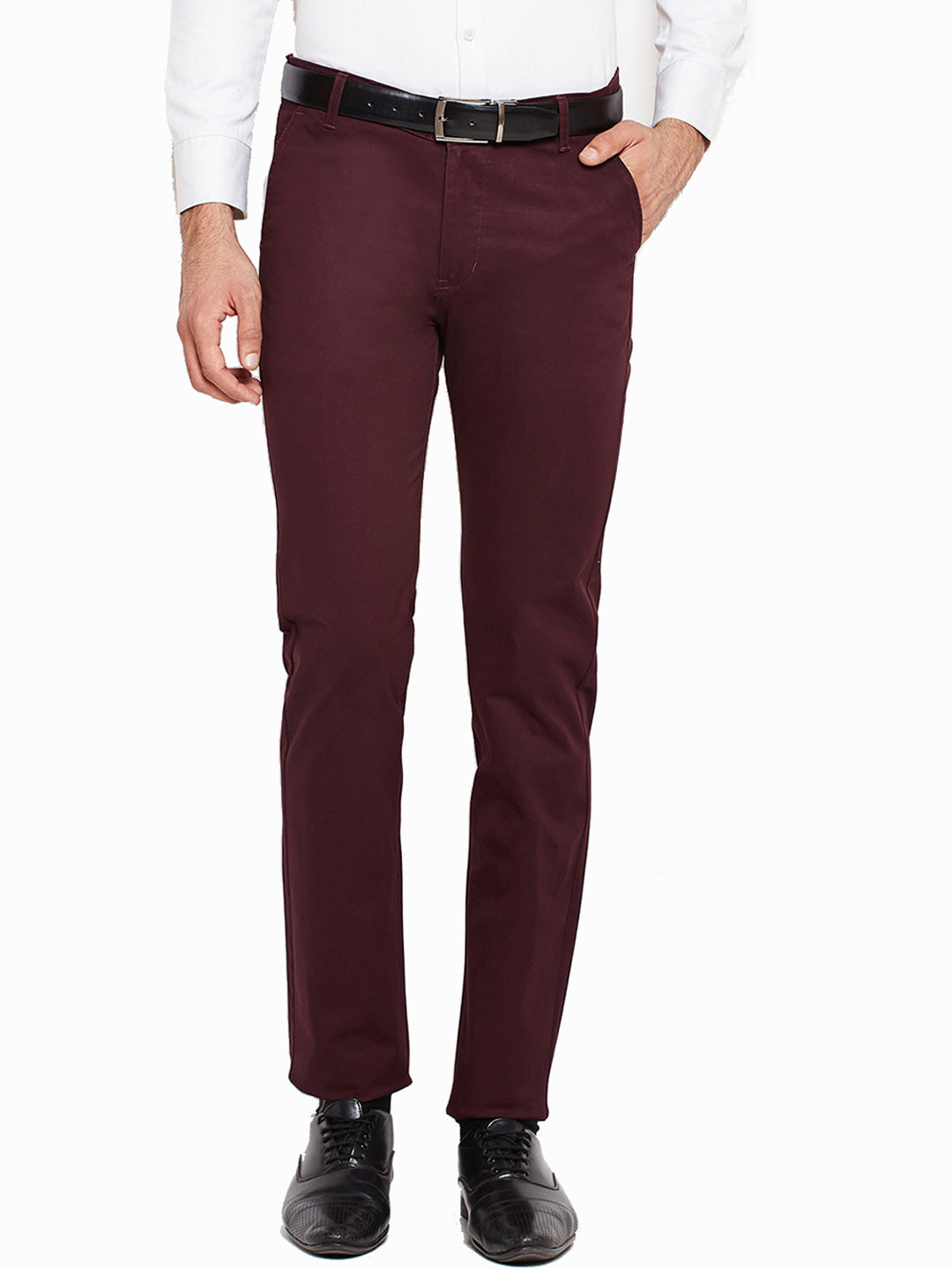 Men Wine Self Design Solid Stretchable Mid Rise Slim Fit Chinos Trouser