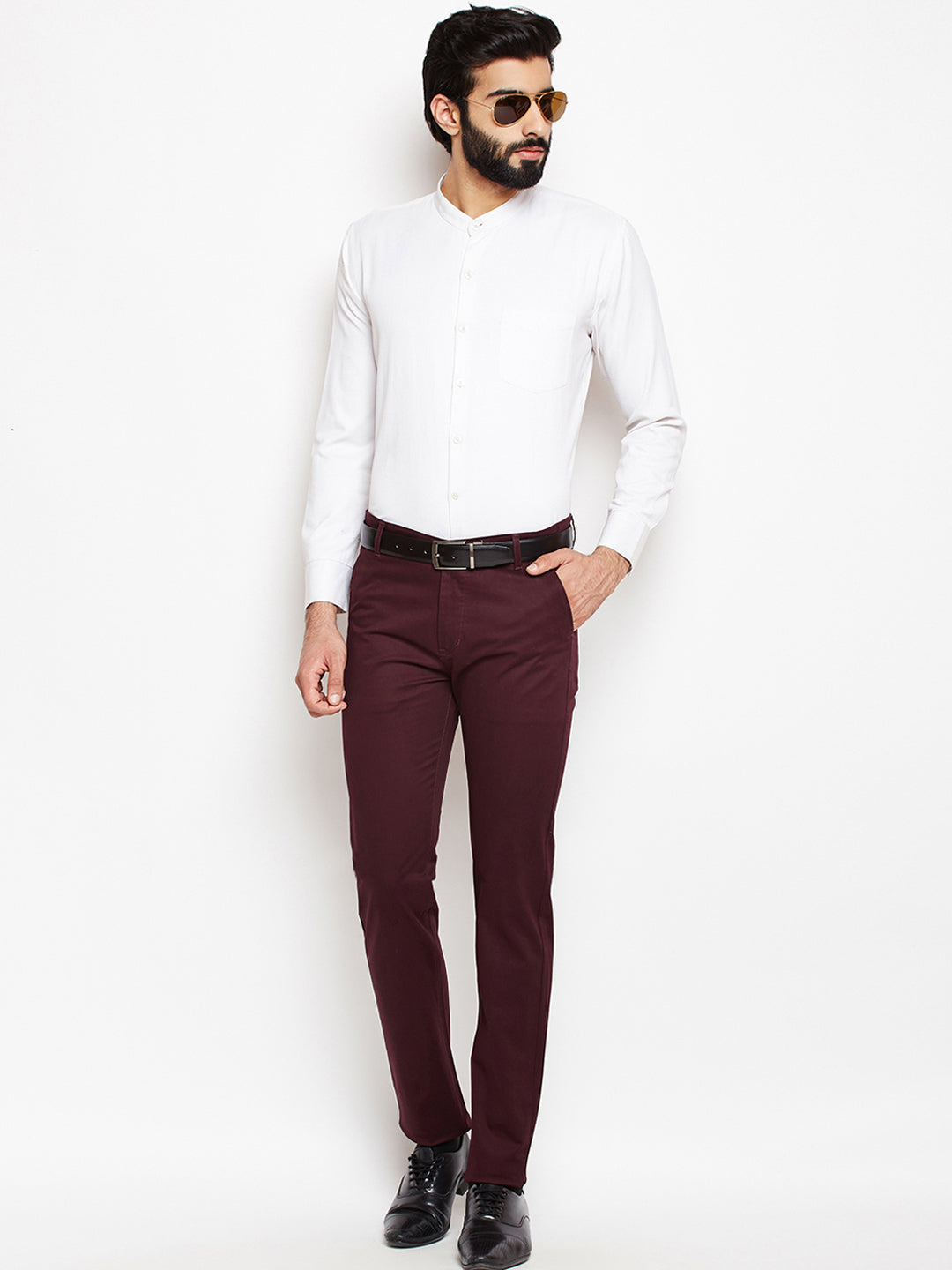 Men Wine Self Design Solid Stretchable Mid Rise Slim Fit Chinos Trouser