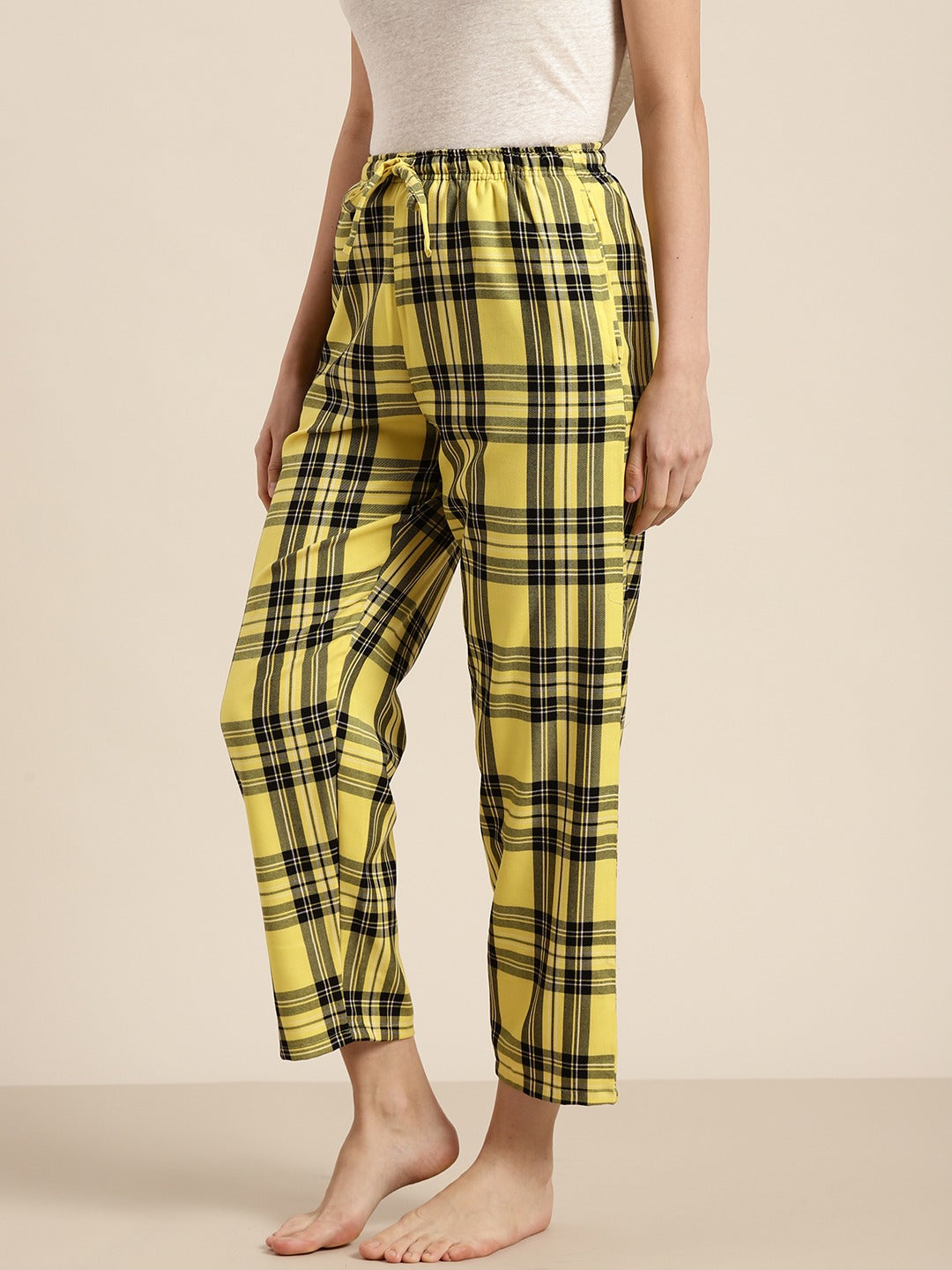 Women Yellow-Black Checks Pure Cotton Relaxed Fit Casual Lounge Pant