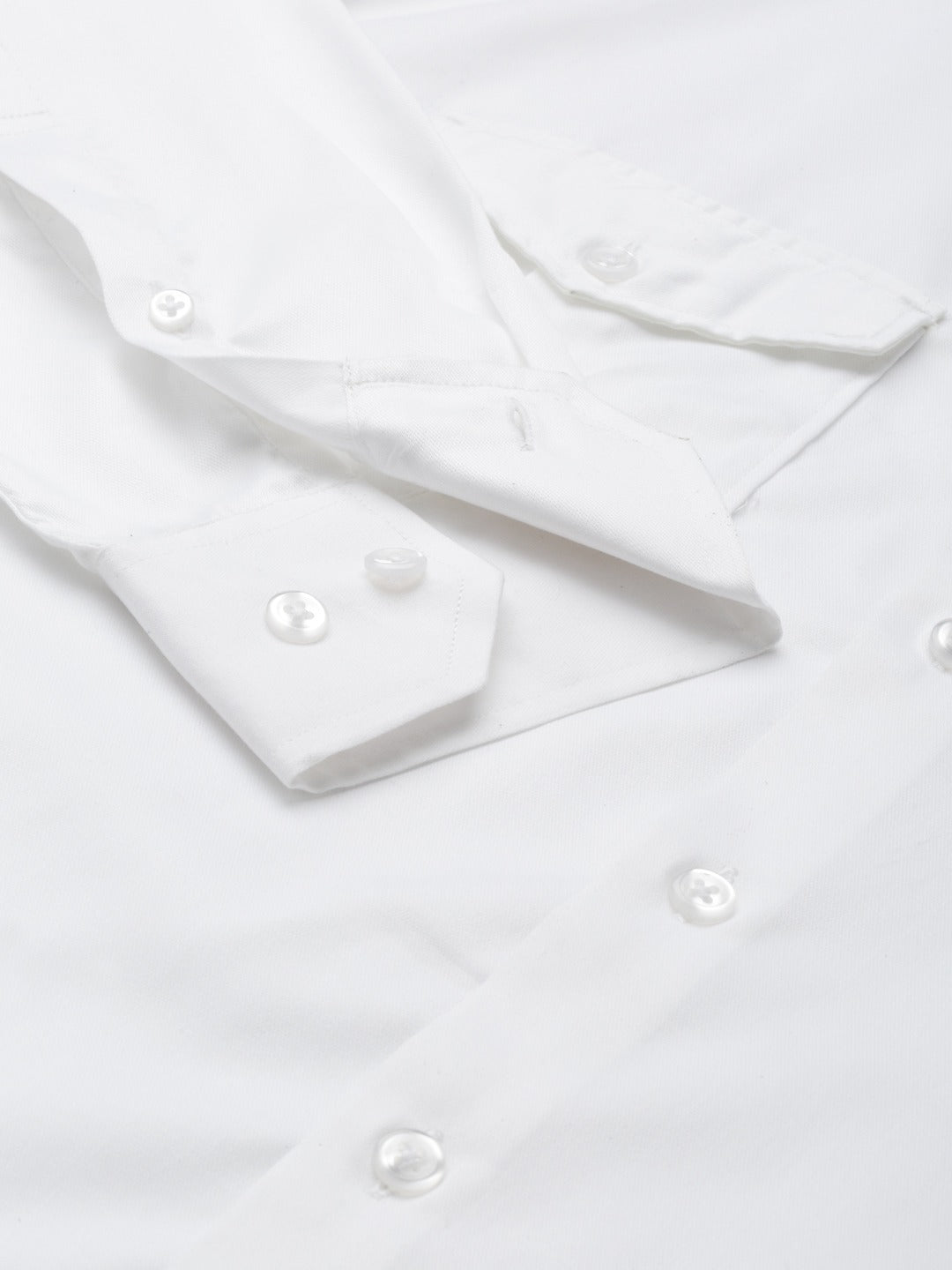 Men White Solid Double Pocket Double Flap Pure Cotton Slim Fit Formal Shirt