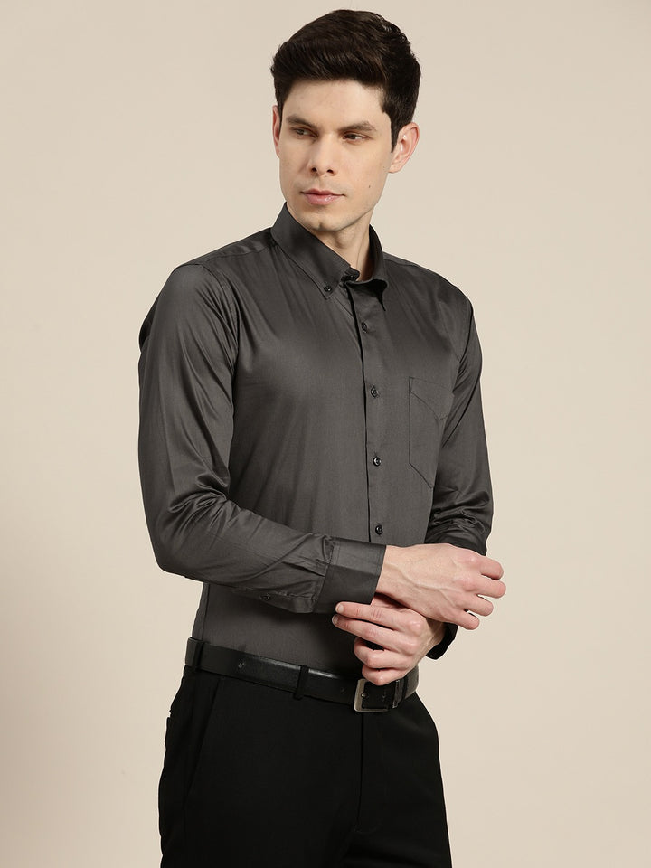 Men Dark Grey Solid Satin Pure Cotton Slim Fit Formal Shirt