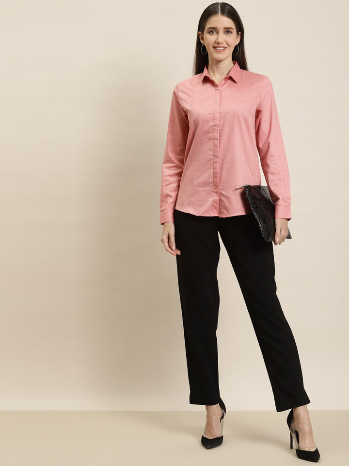 Women Coral Solid Chambray Cotton Rich Slim Fit Formal Shirt