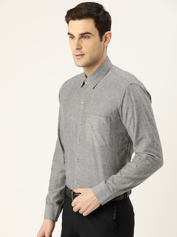 Men Grey Solids Pure Cotton Slim Fit Formal Shirt