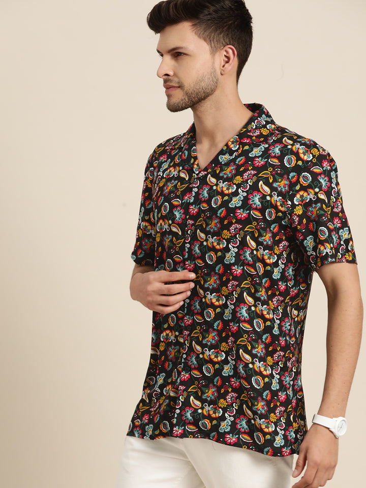 Men Black & Multi Printed Viscose Rayon Relaxed Fit Casual Resort shirt