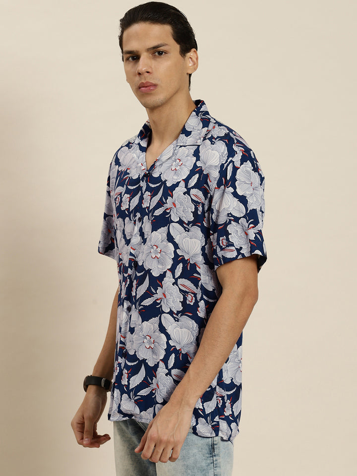 Men Navy & White Printed Viscose Rayon Regular Fit Casual Shirt