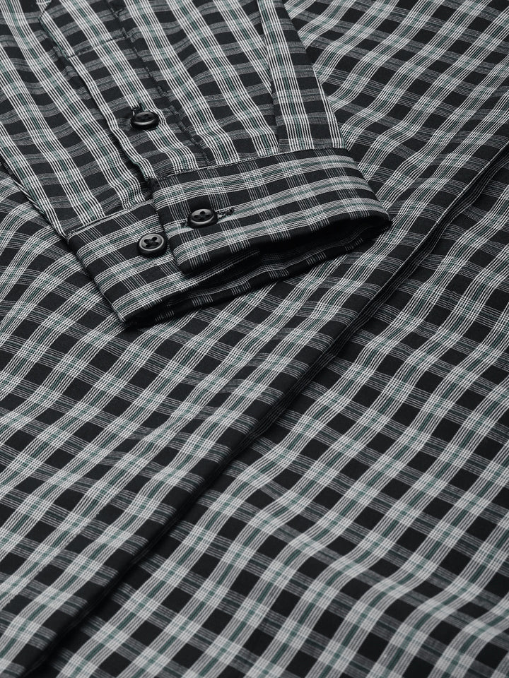 Women Black & Grey Checked Pure Cotton Slim Fit Formal Shirt