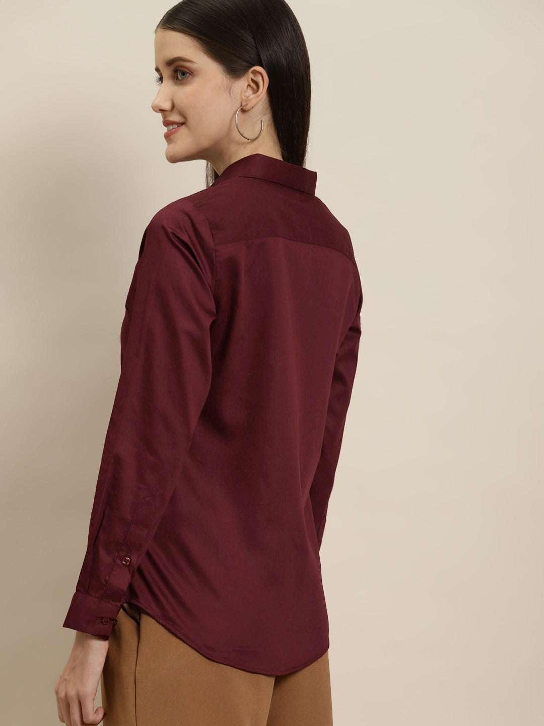 Women Maroon Solid Pure Cotton Satin Slim Fit Formal Shirt