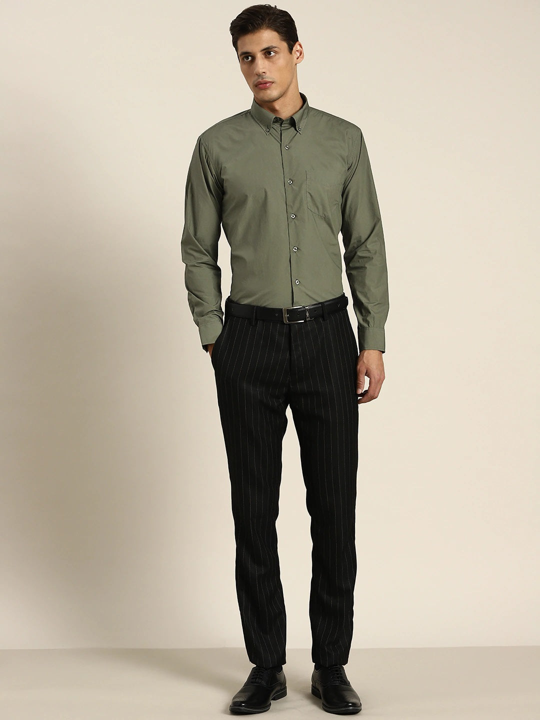 Men Dark Green Solids Pure Cotton Slim Fit Formal Shirt