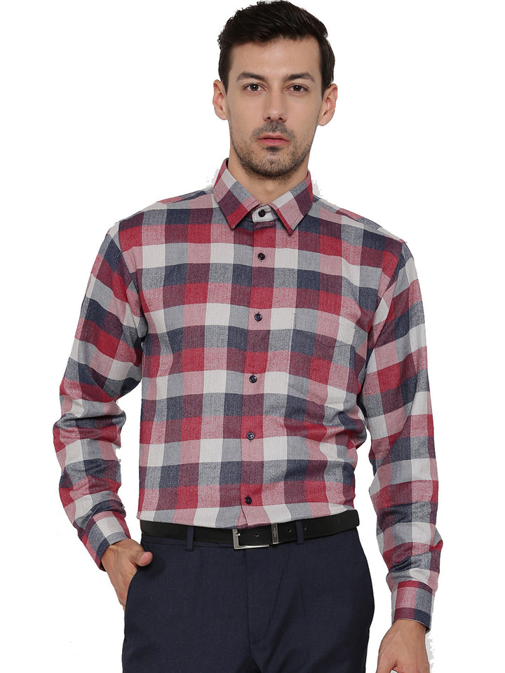 Men Navy and Red Checks Pure Cotton Slim Fit Formal Shirt